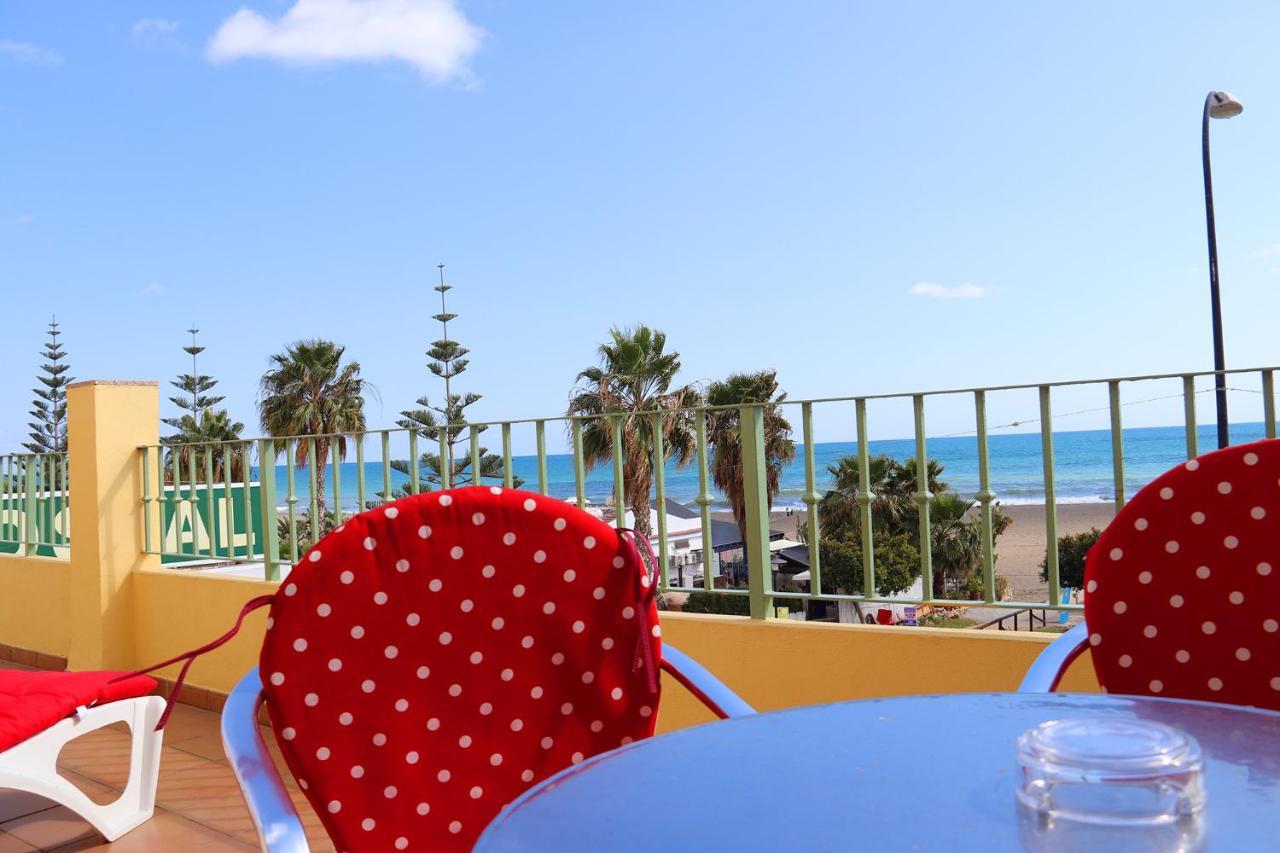 Hostal La Estacion Benajarafe Εξωτερικό φωτογραφία