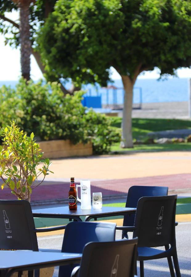 Hostal La Estacion Benajarafe Εξωτερικό φωτογραφία