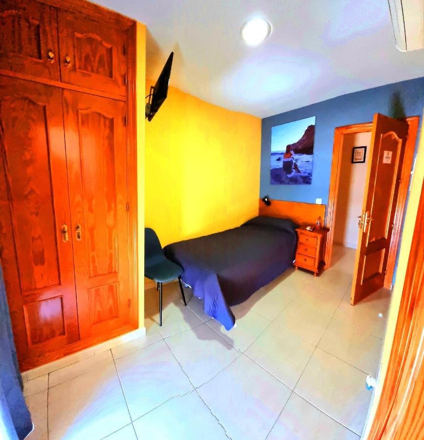 Hostal La Estacion Benajarafe Εξωτερικό φωτογραφία