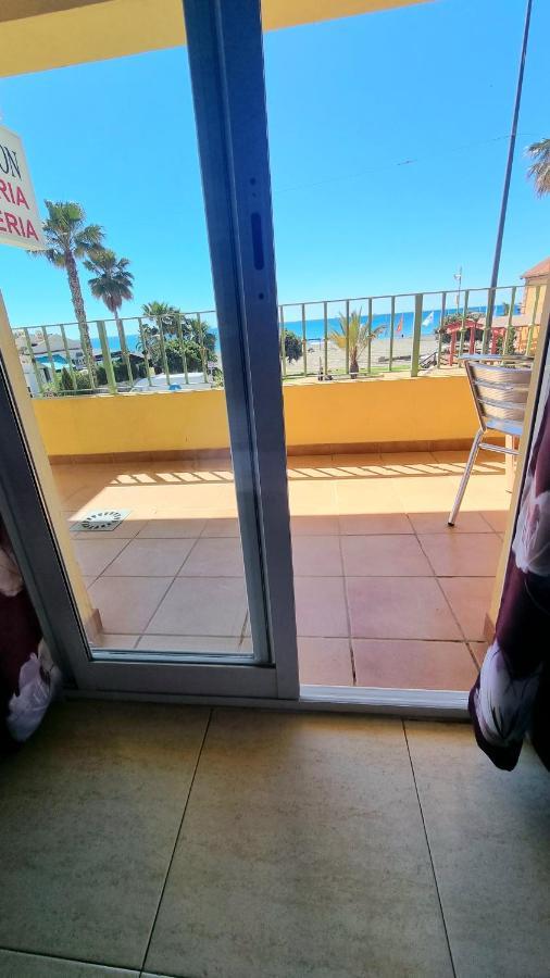Hostal La Estacion Benajarafe Εξωτερικό φωτογραφία