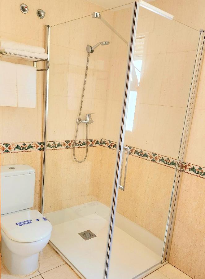 Hostal La Estacion Benajarafe Εξωτερικό φωτογραφία