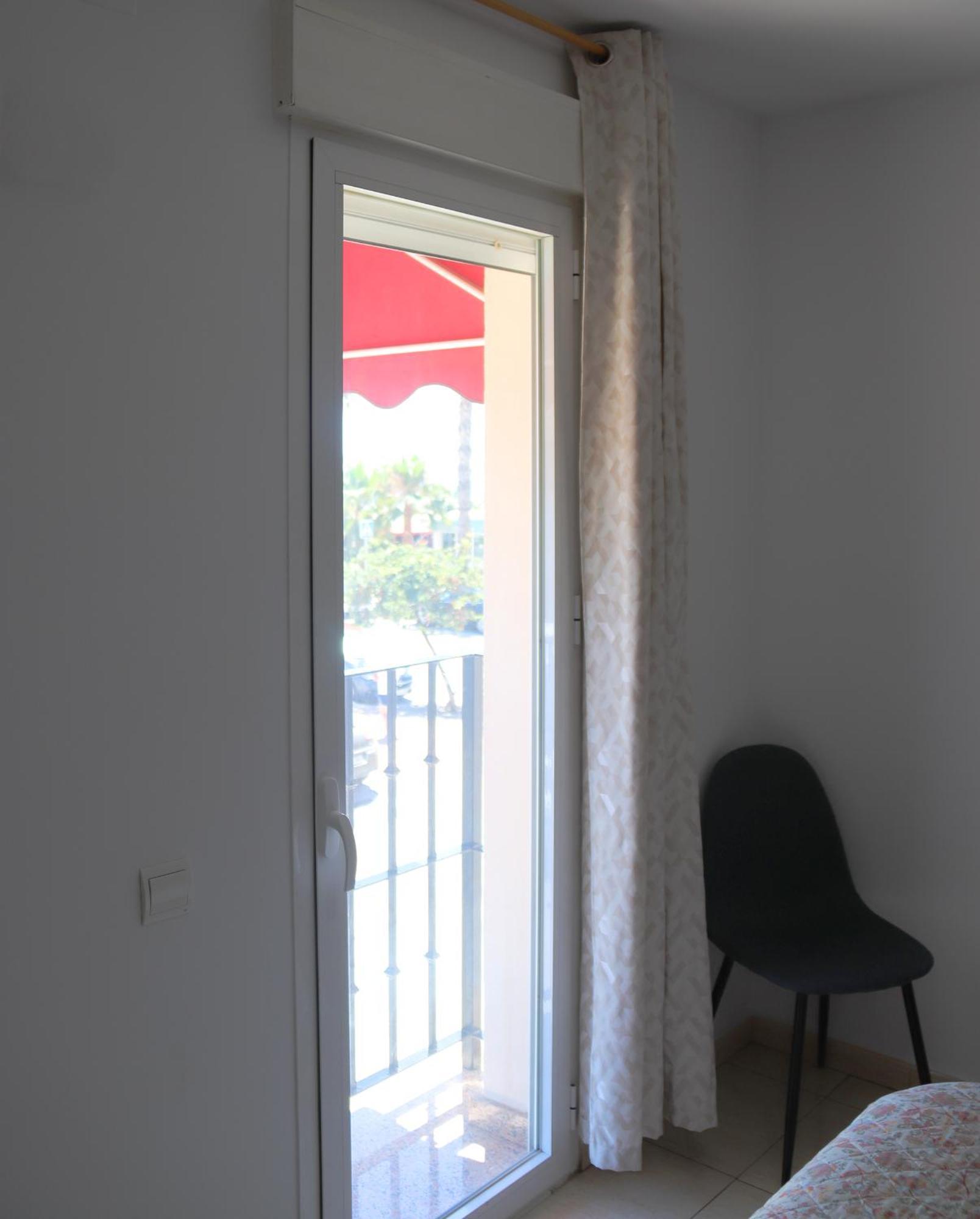 Hostal La Estacion Benajarafe Εξωτερικό φωτογραφία